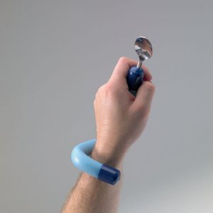 Flexible wrap around children's utensils